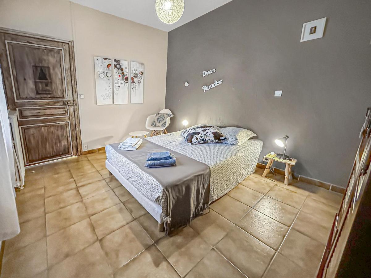 Les Portes Du Chateau Beaucairois Apartment Beaucaire  Exterior photo